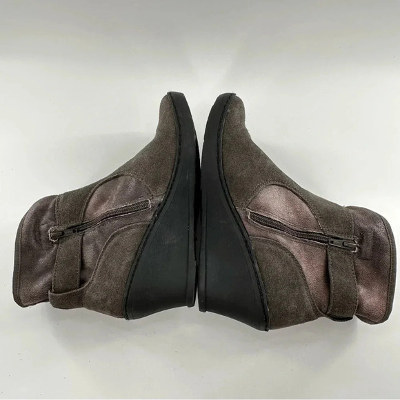 Baretraps womens ankle Omara booties size 8.5 gray suede faux fur wedge boots - Picture 4 of 11